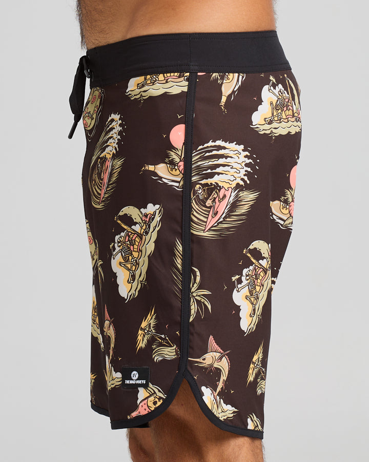 The Mad Hueys FROTHIN OUT | 18" BOARDSHORT