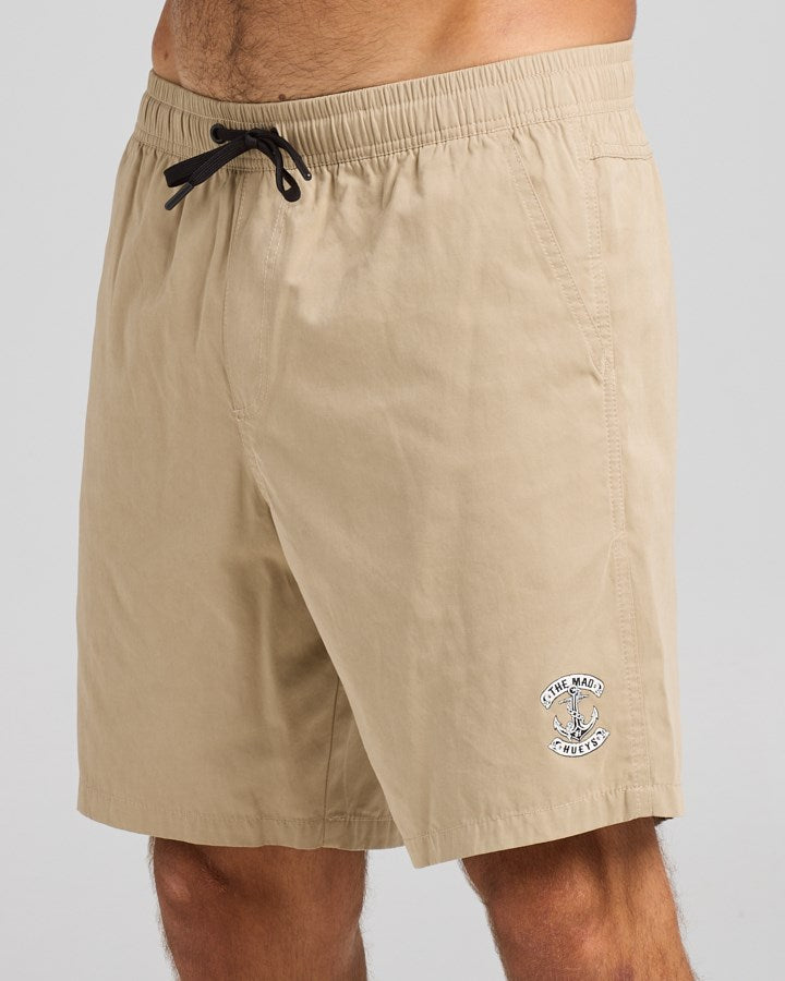 The Mad Hueys SKULL ANCHOR | 18" VOLLEY SHORT
