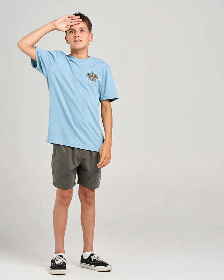 The Mad Hueys THE SEA CAPTAIN | YOUTH SS TEE