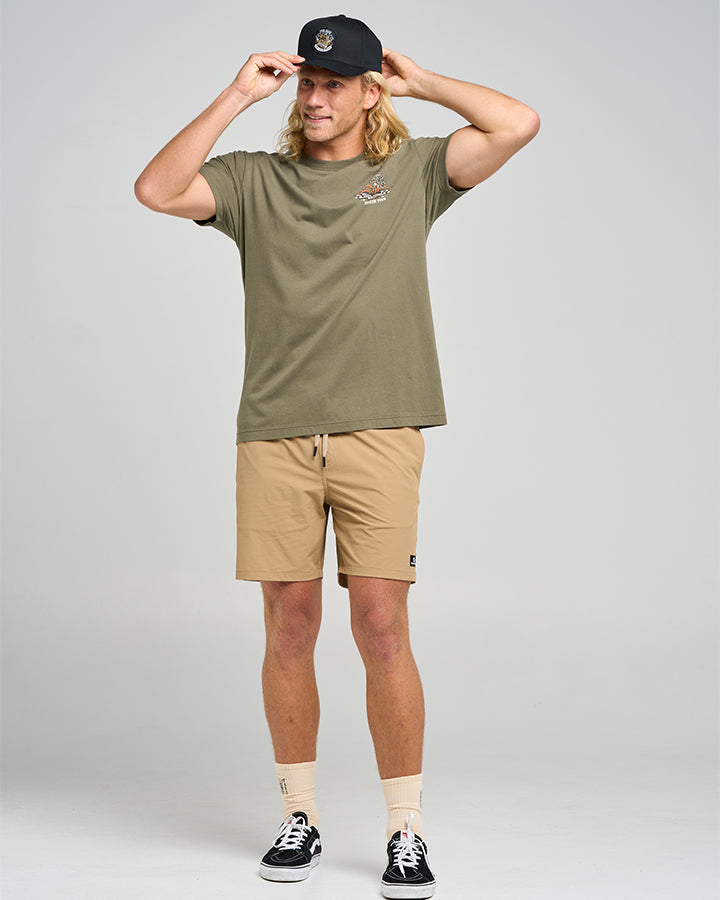 The Mad Hueys KRAKEN PORT HOLE | SS TEE