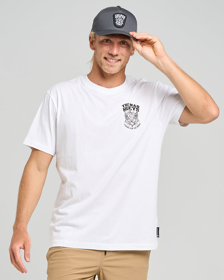 The Mad Hueys SHIP WHEEL BEERS | SS TEE