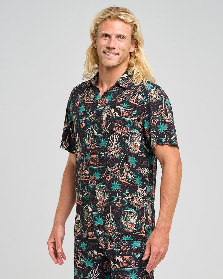 The Mad Hueys SHE'LL BE RIGHT | SS WOVEN SHIRT