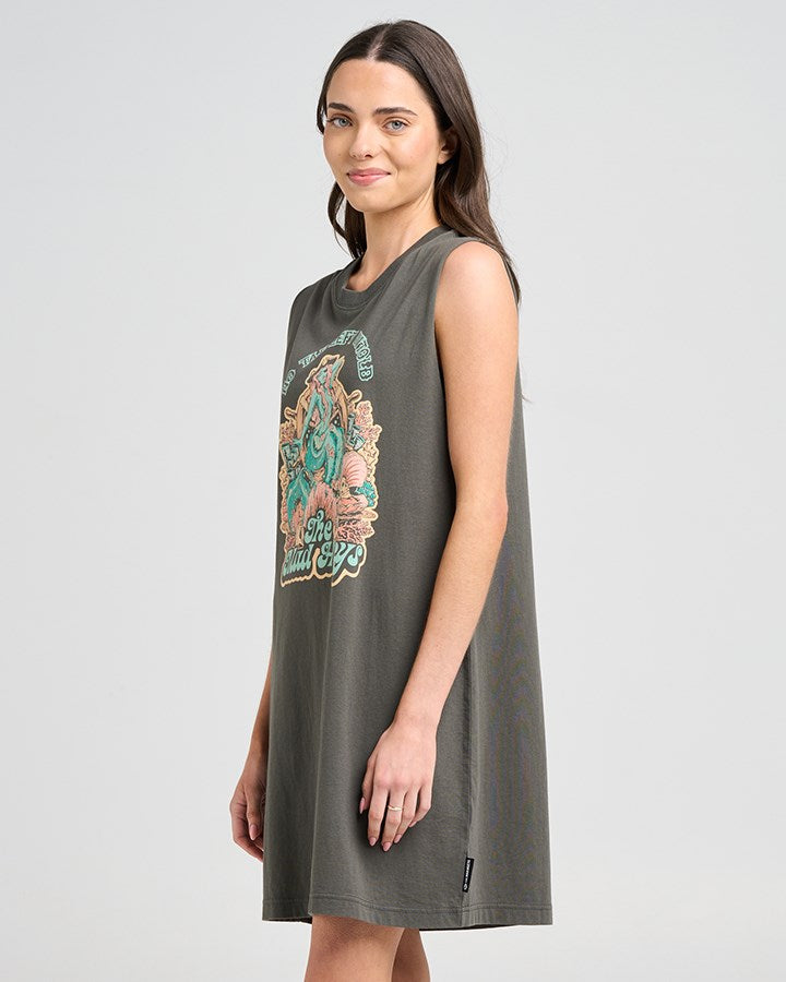 The Mad Hueys TAIL UNTOLD | WOMENS MUSCLE DRESS