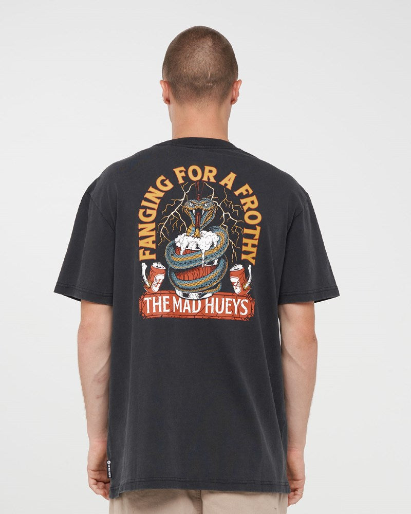 The Mad Hueys FANGING KEG | SS TEE