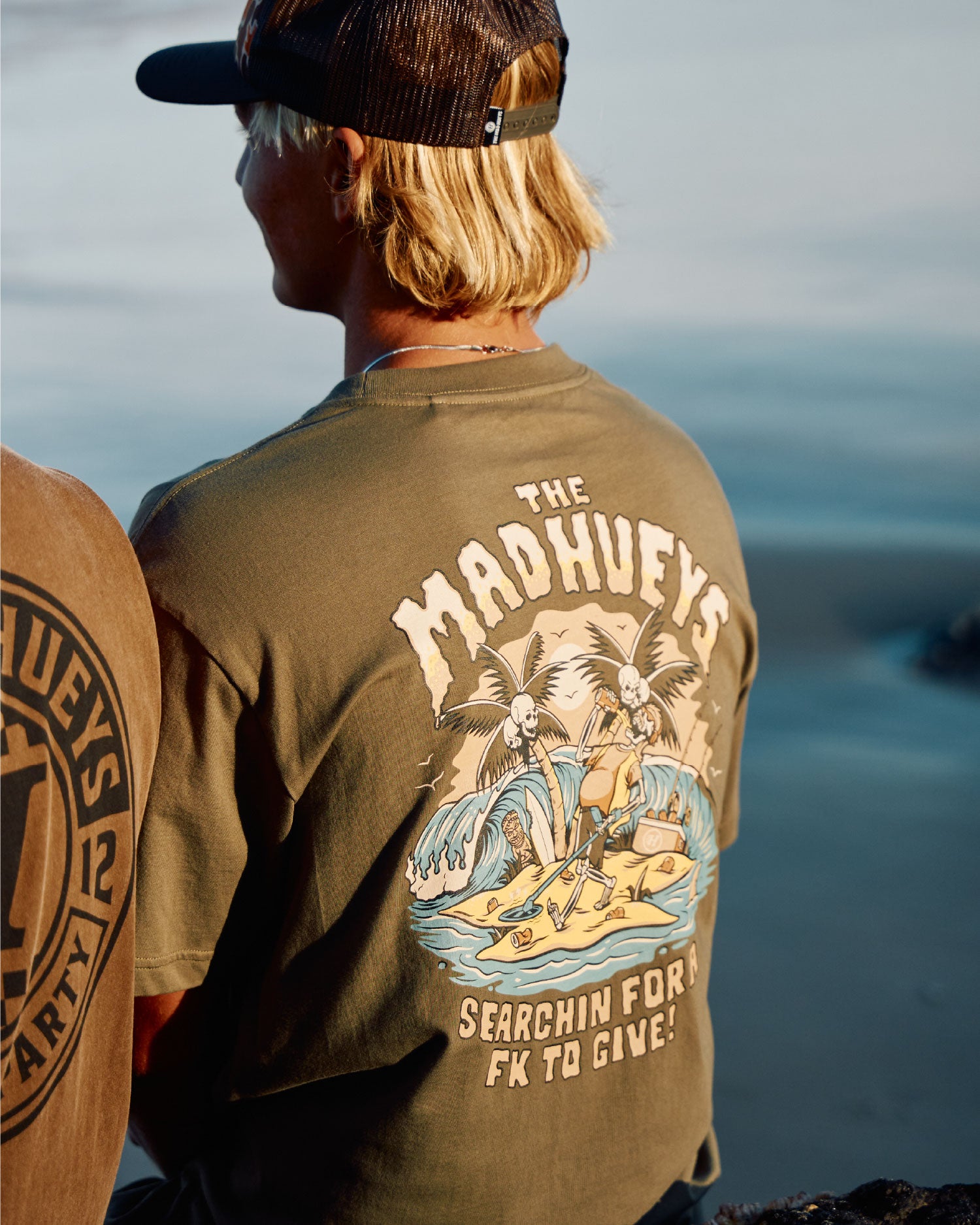 The Mad Hueys METAL SEARCHIN | SS TEE