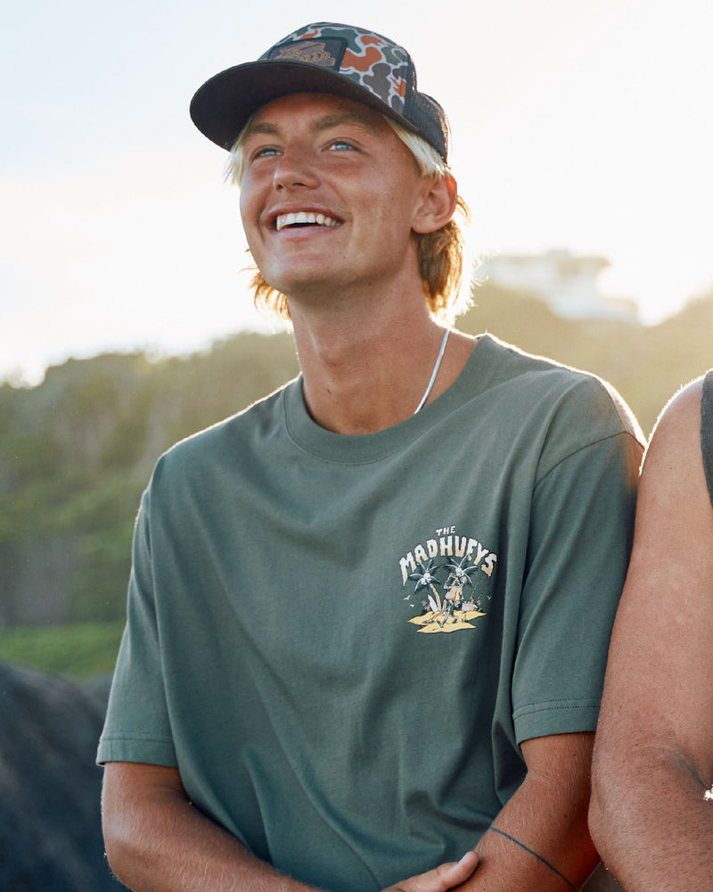 The Mad Hueys METAL SEARCHIN | SS TEE