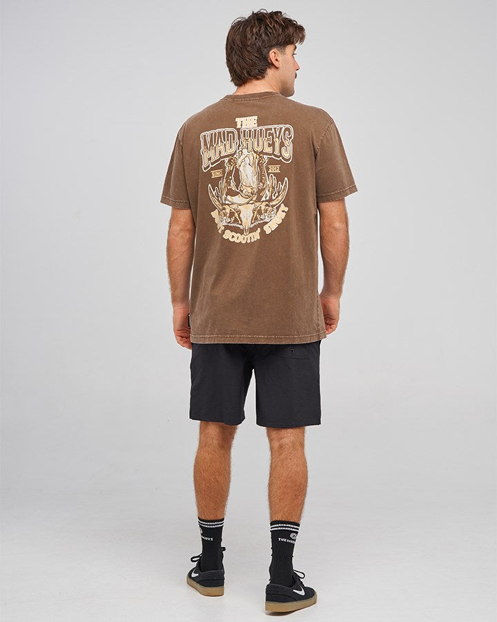 The Mad Hueys SCOOTIN SHOEY | SS TEE