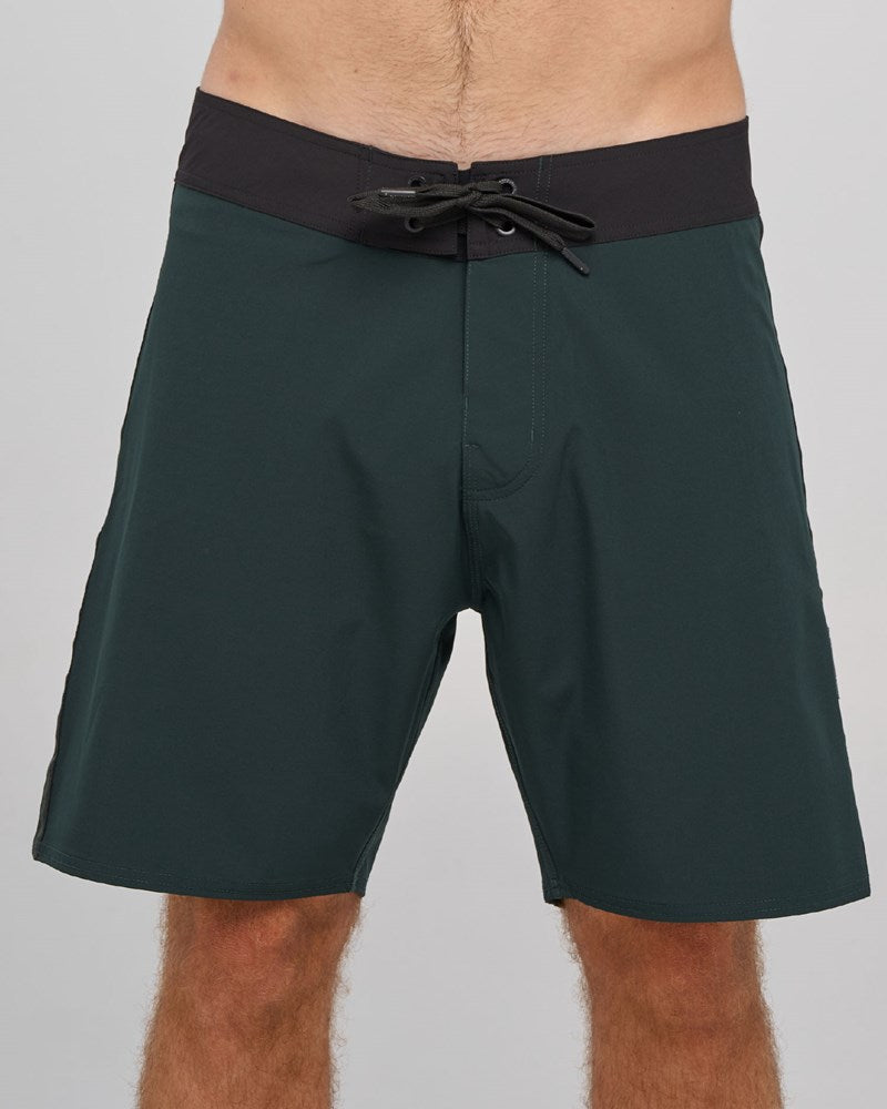 The Mad Hueys SEND IT | 18" BOARDSHORT
