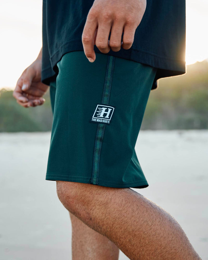 The Mad Hueys SEND IT | 18" BOARDSHORT