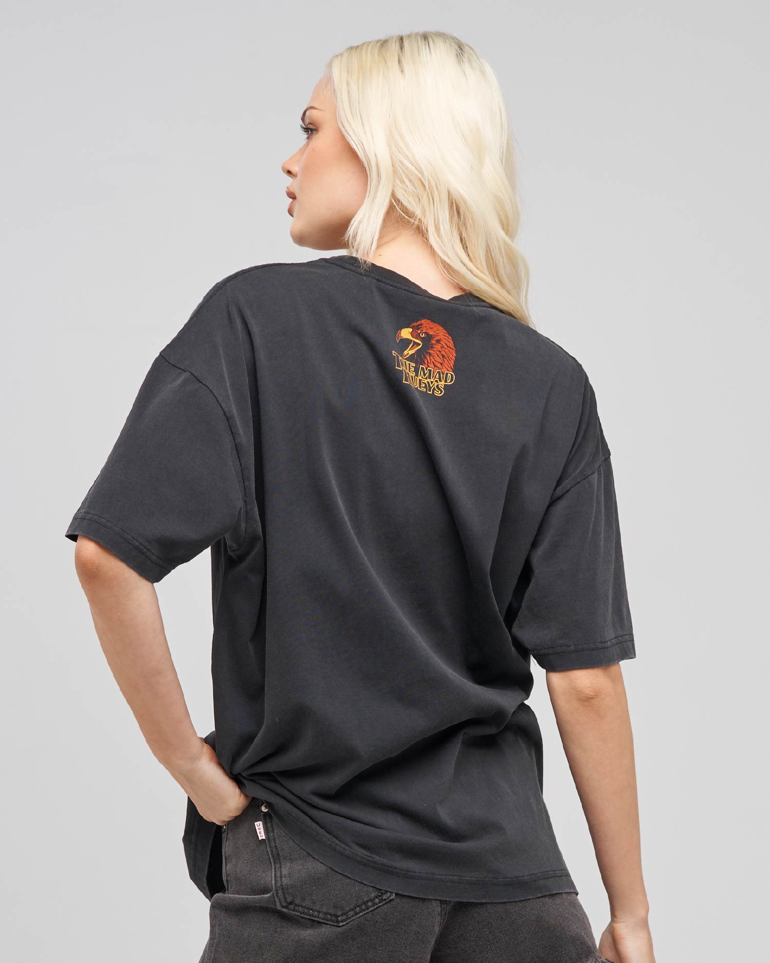The Mad Hueys BAD TO THE BONE | WOMENS OVERSIZED TEE