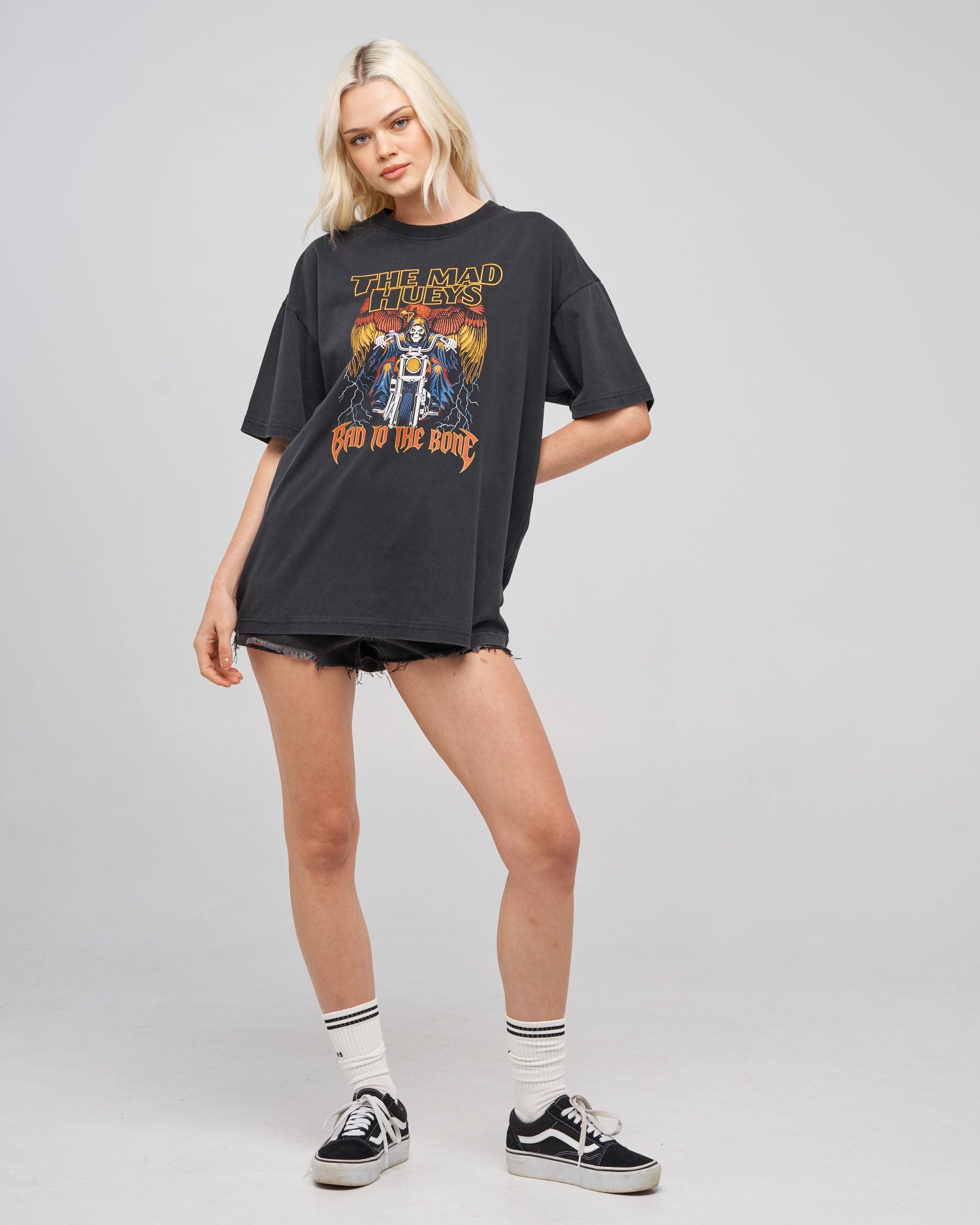 The Mad Hueys BAD TO THE BONE | WOMENS OVERSIZED TEE