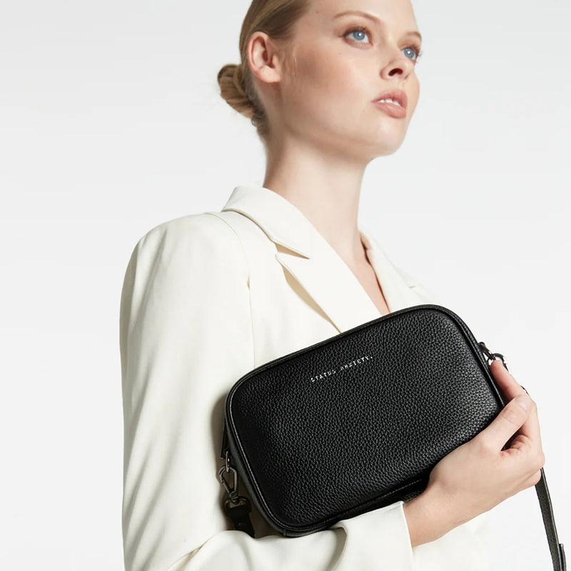 Status Anxiety Plunder Bag - Black
