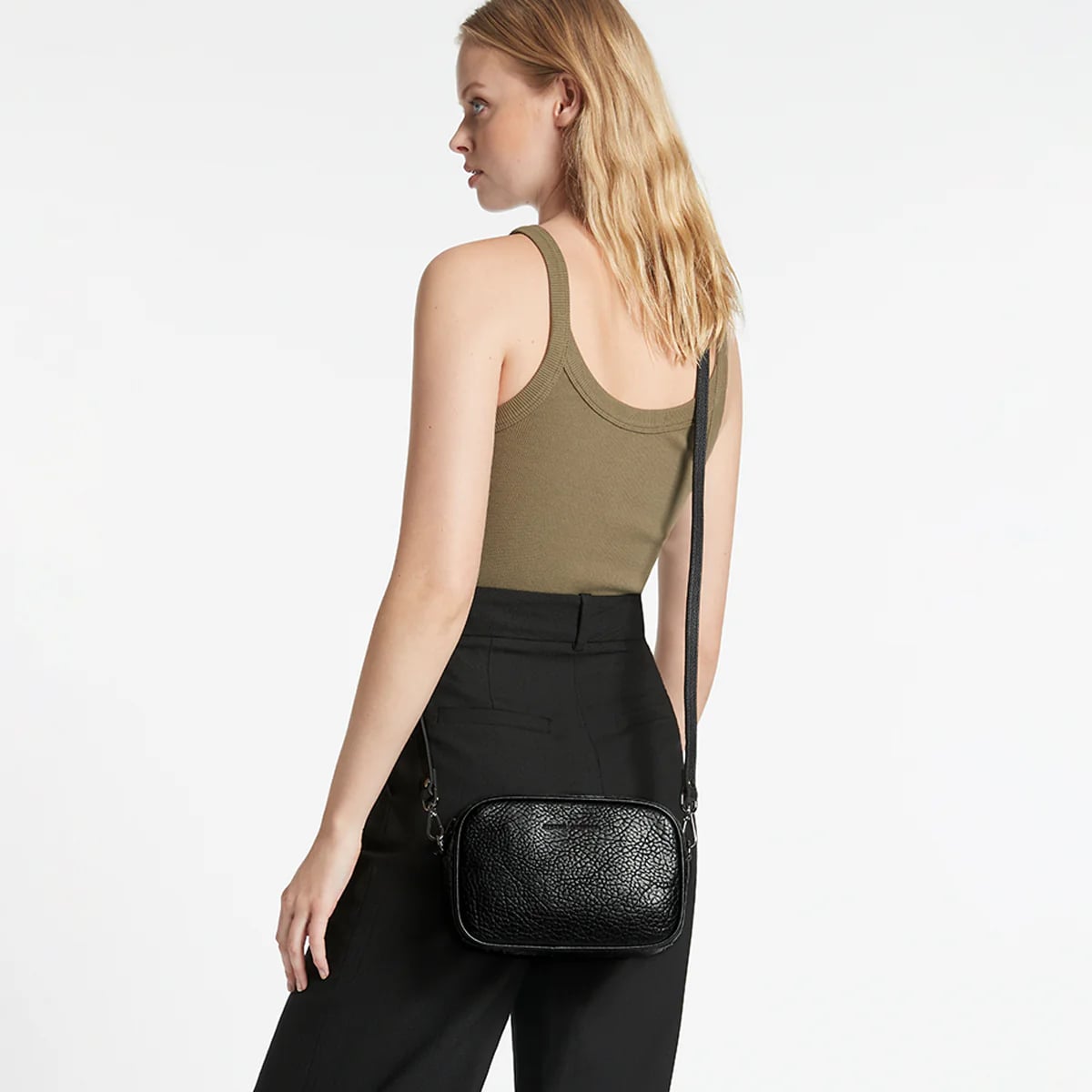 Status Anxiety Plunder Bag - Black Bubble