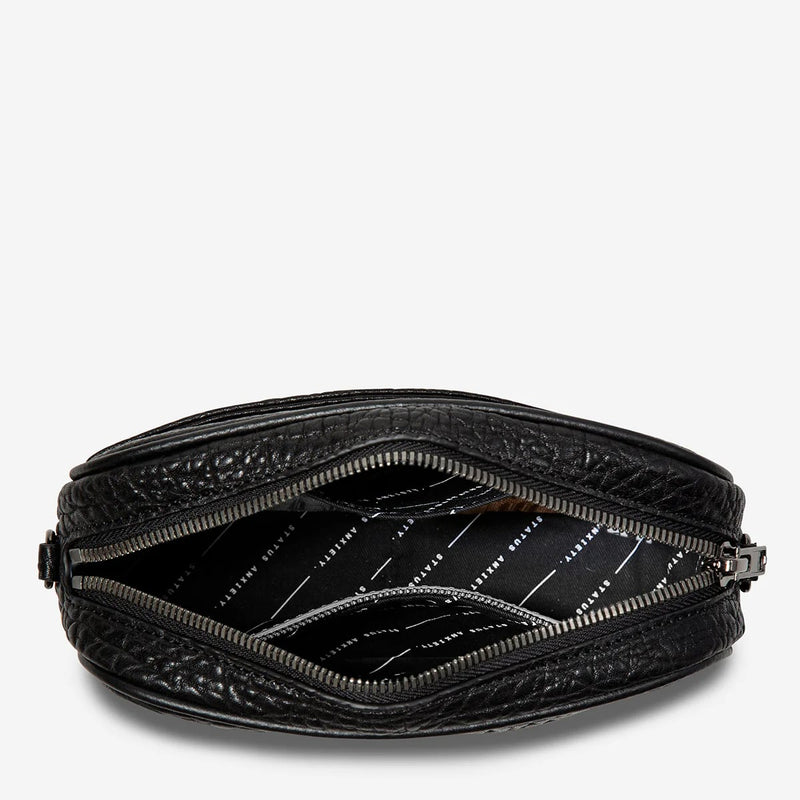 Status Anxiety Plunder With Webbed Strap Bag - Black Bubble