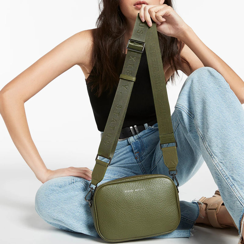 Status Anxiety Plunder With Webbed Strap Bag - Khaki