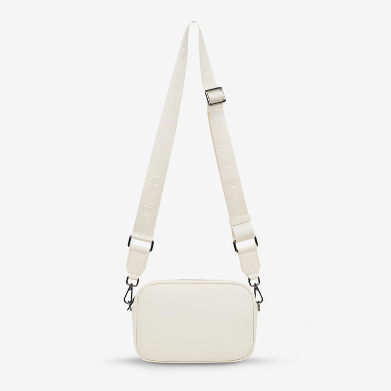 Status Anxiety Plunder With Webbed Strap Bag - Chalk