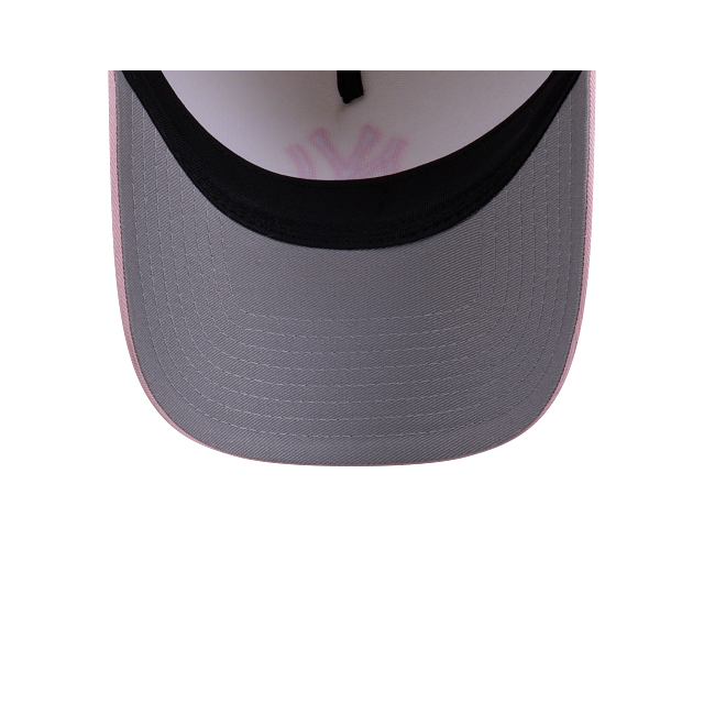 New Era New York Yankees 2Tone Pink 9FORTY A-Frame Snapback
