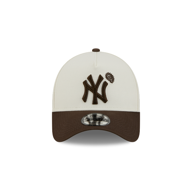 New Era New York Yankees Walnut Paisley 9FORTY A-Frame Snapback