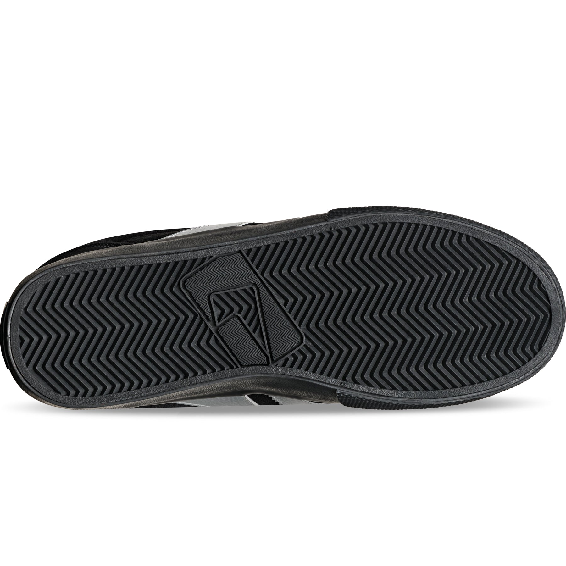 Globe Encore-2 - Black / Metallic Silver