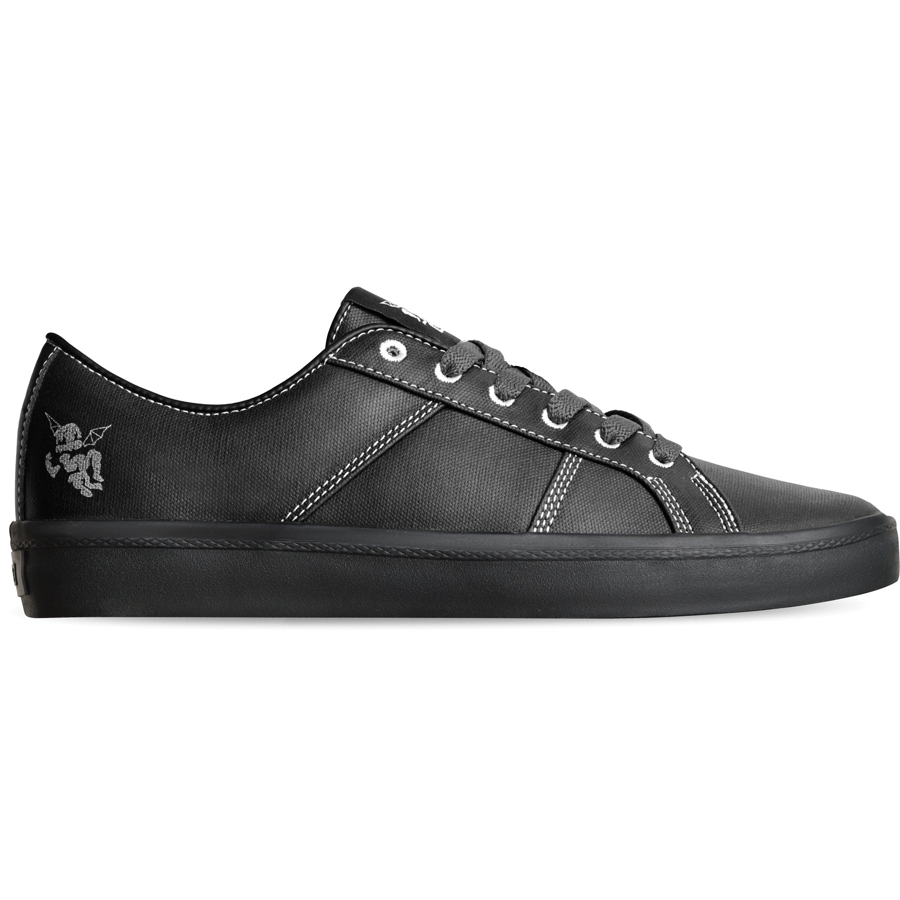 Globe Surplus - Black / Bauer