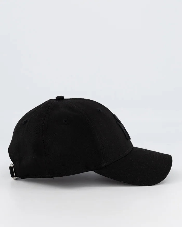 New Era New York Yankees Black on Black 9FORTY