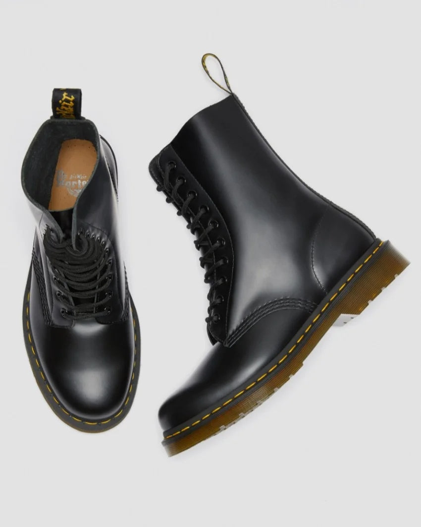 Dr Martens 1490 Smooth