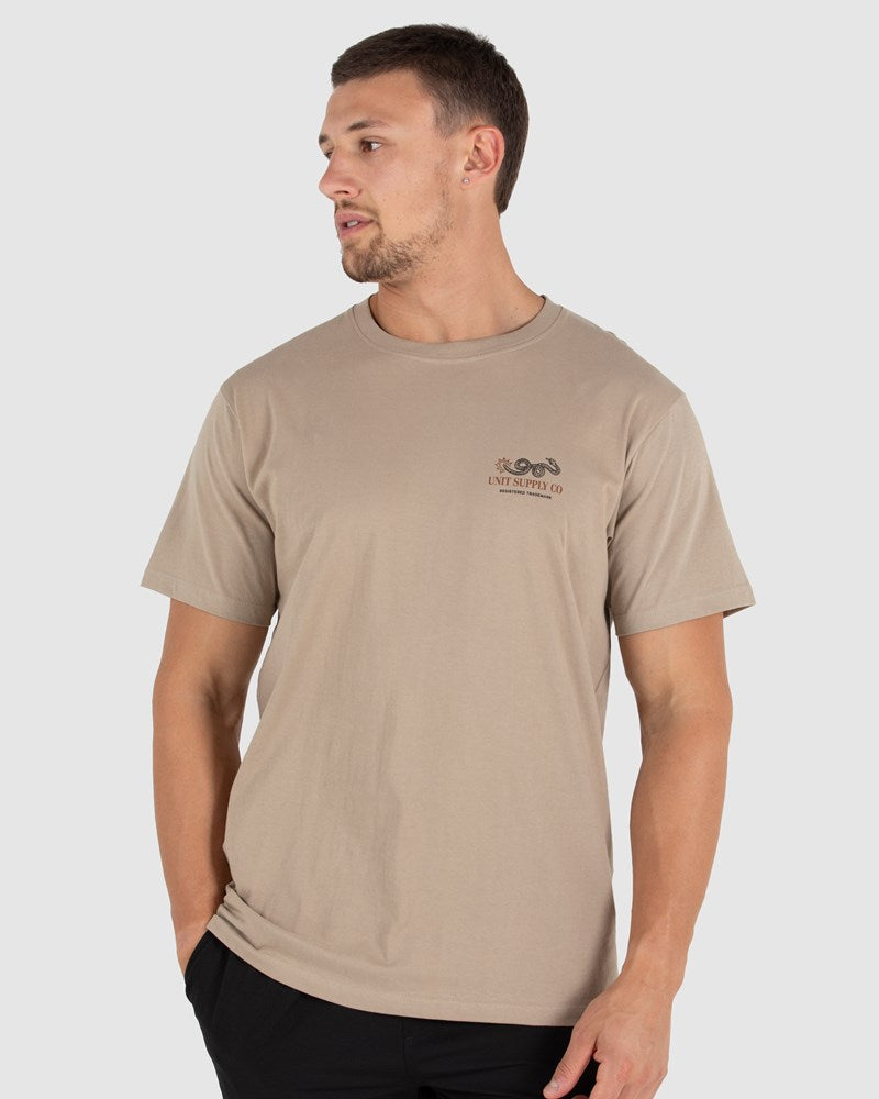 Unit MENS TEES - STRIVE