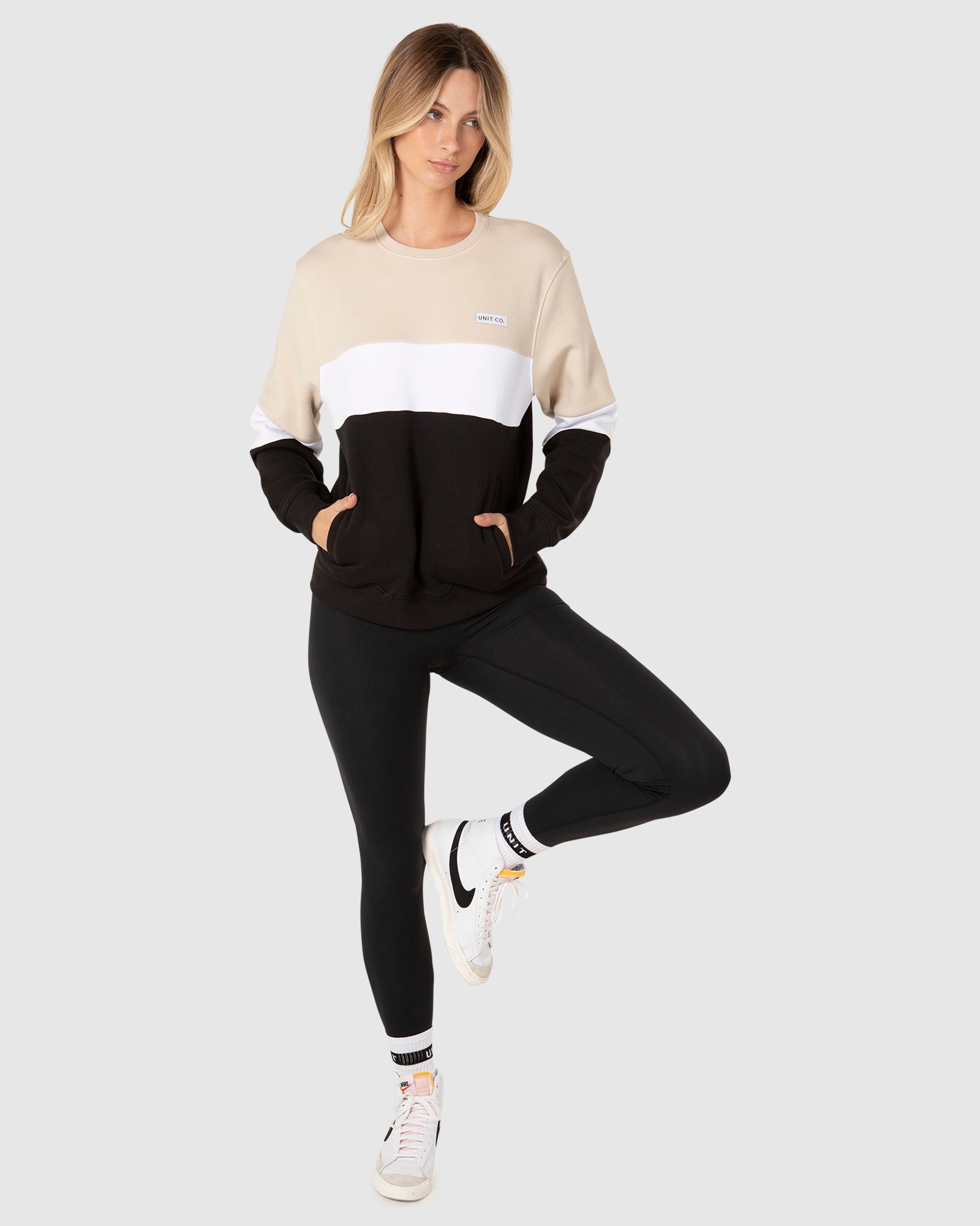 Unit Coco Womens Crew Neck