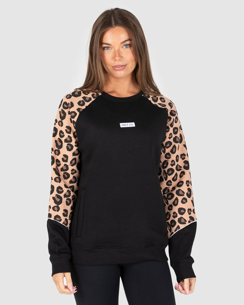 Unit Hunter Ladies Crew Fleece