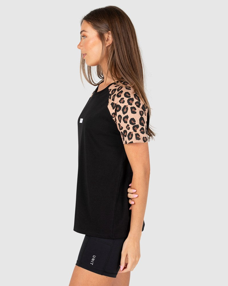 Unit Hunter Ladies Tee