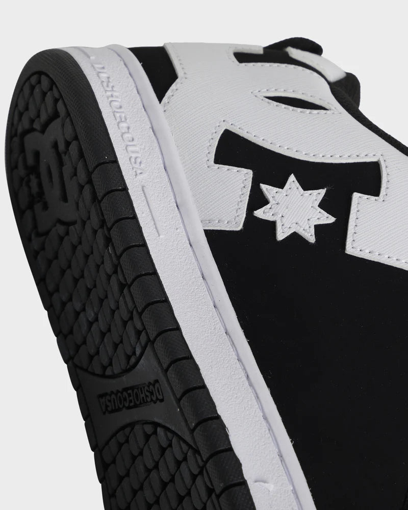 DC Court Graffik - Black
