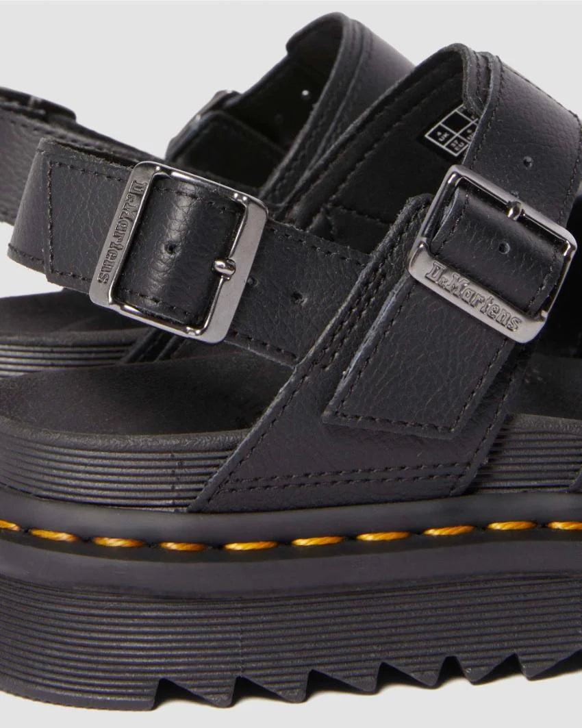 Dr. Martens Voss II - Black Athena