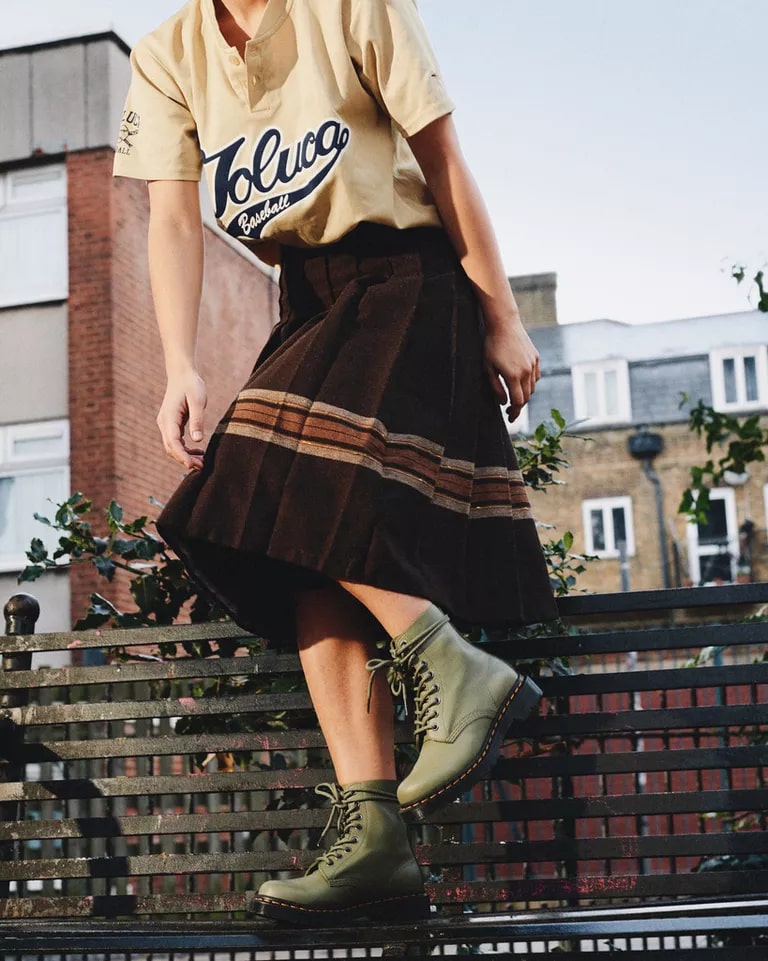 Dr Martens 1460 Women's Pascal Virginia Leather Boots Muted Olive