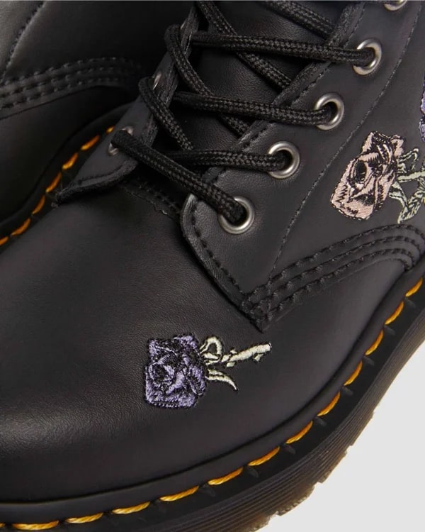 Dr. Martens 1460 Vonda 8 Eye Boot - Black Genix Nappa