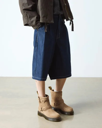 Dr. Martens Anistone Lo Harness Suede