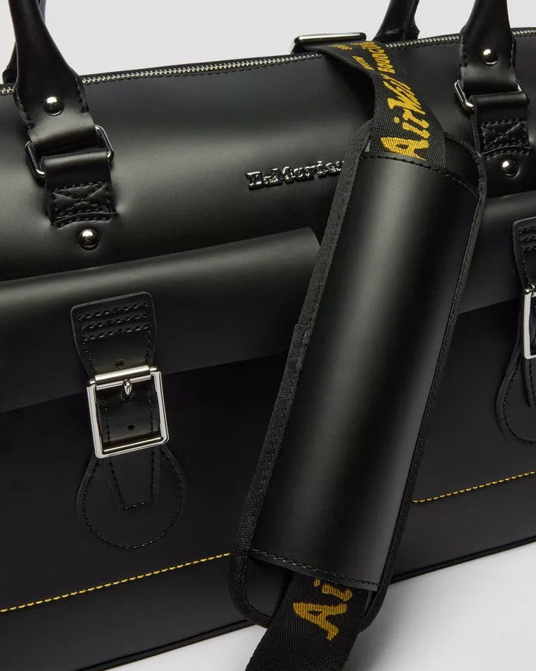 Dr. Martens Daytripper Bag - Black Kiev
