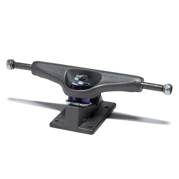 Venture Trucks 5.2 Lo Herrera Pro Editions