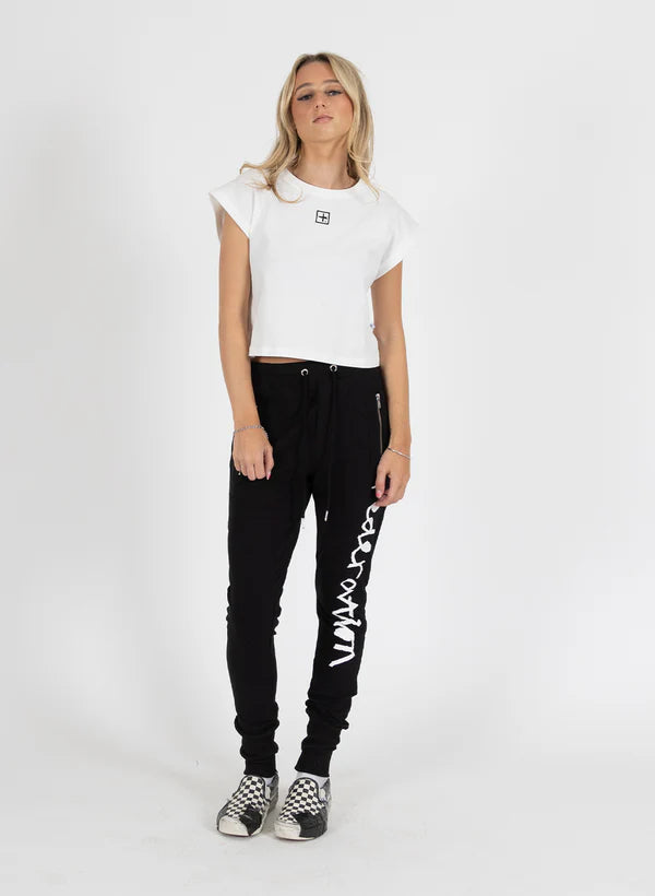 Federation Escape Trackies - Crayon - Black