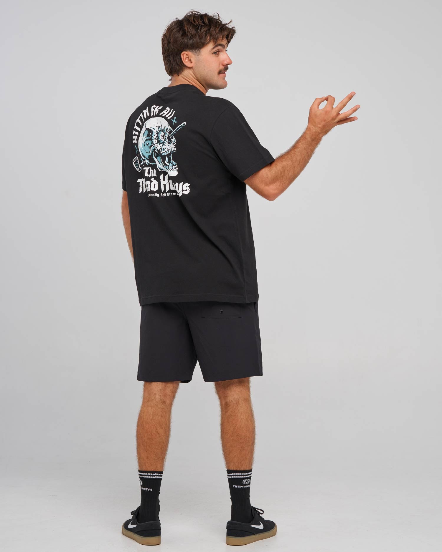 THE MAD HUEYS HITTIN FK ALL | SS TEE