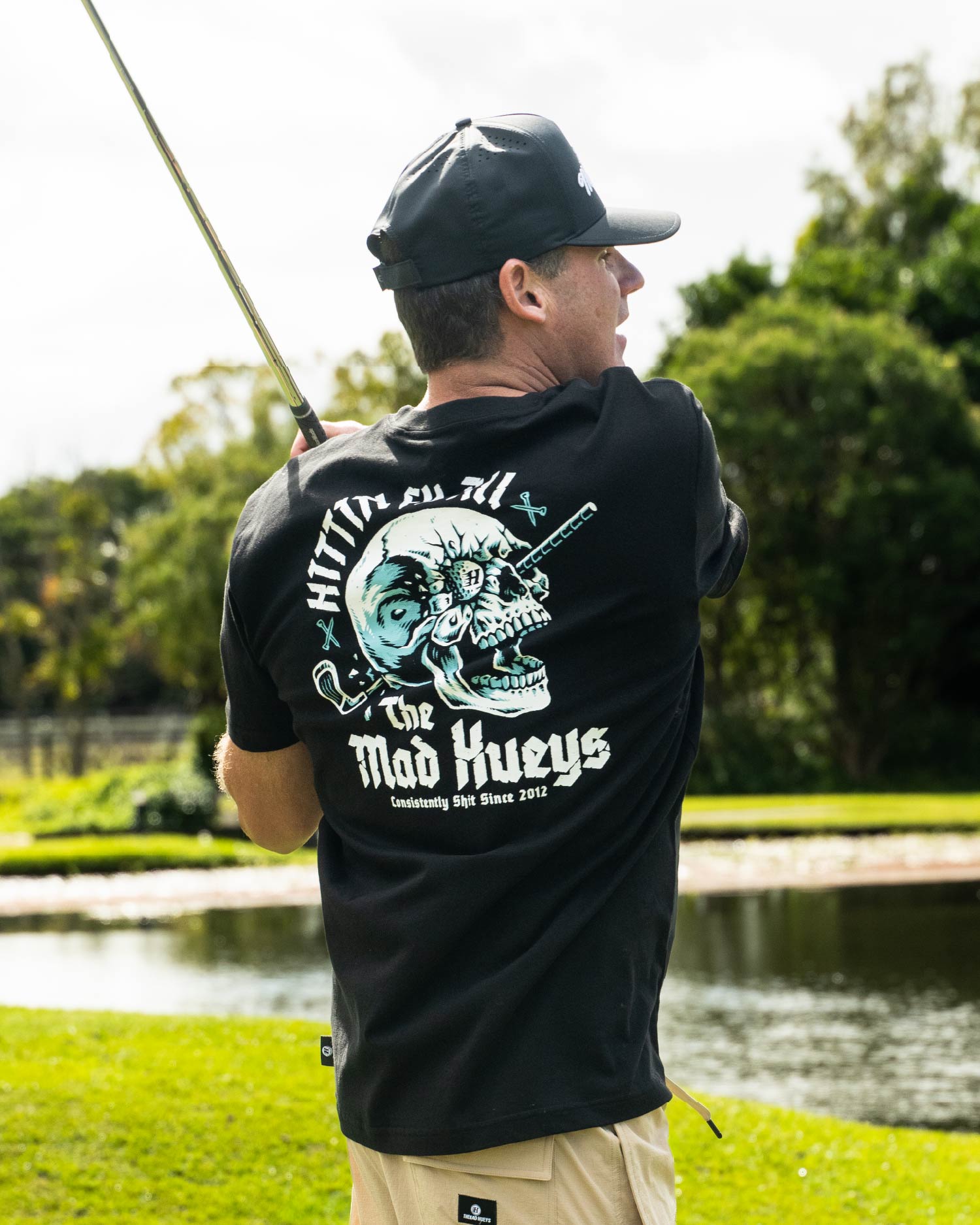 THE MAD HUEYS HITTIN FK ALL | SS TEE