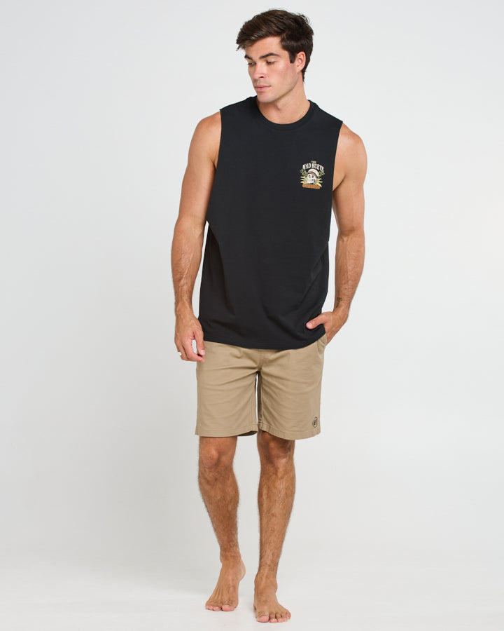 The Mad Hueys Shipwrecked Captain Muscle