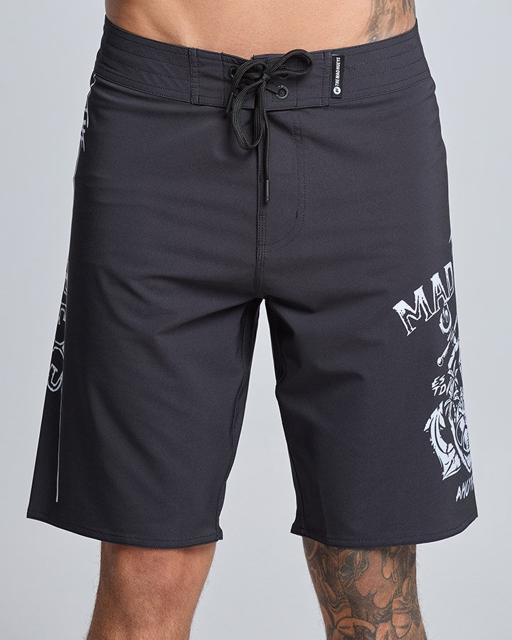 The Mad Hueys AHOY FKRS | 20" BOARDSHORT