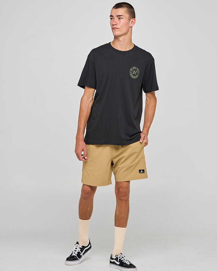 The Mad Hueys LIVING HUEYS | SS TEE