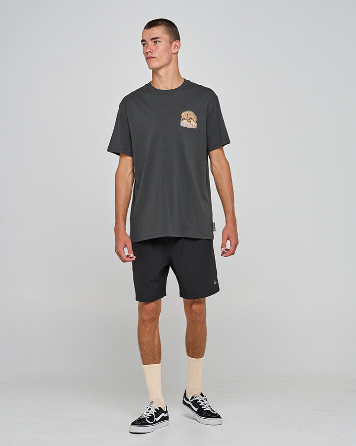 The Mad Hueys SPIKED DRINK | SS TEE