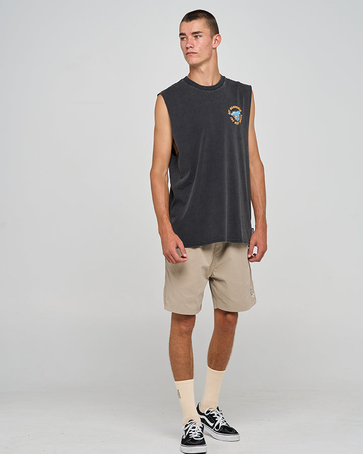 The Mad Hueys GET HAMMERED | MUSCLE