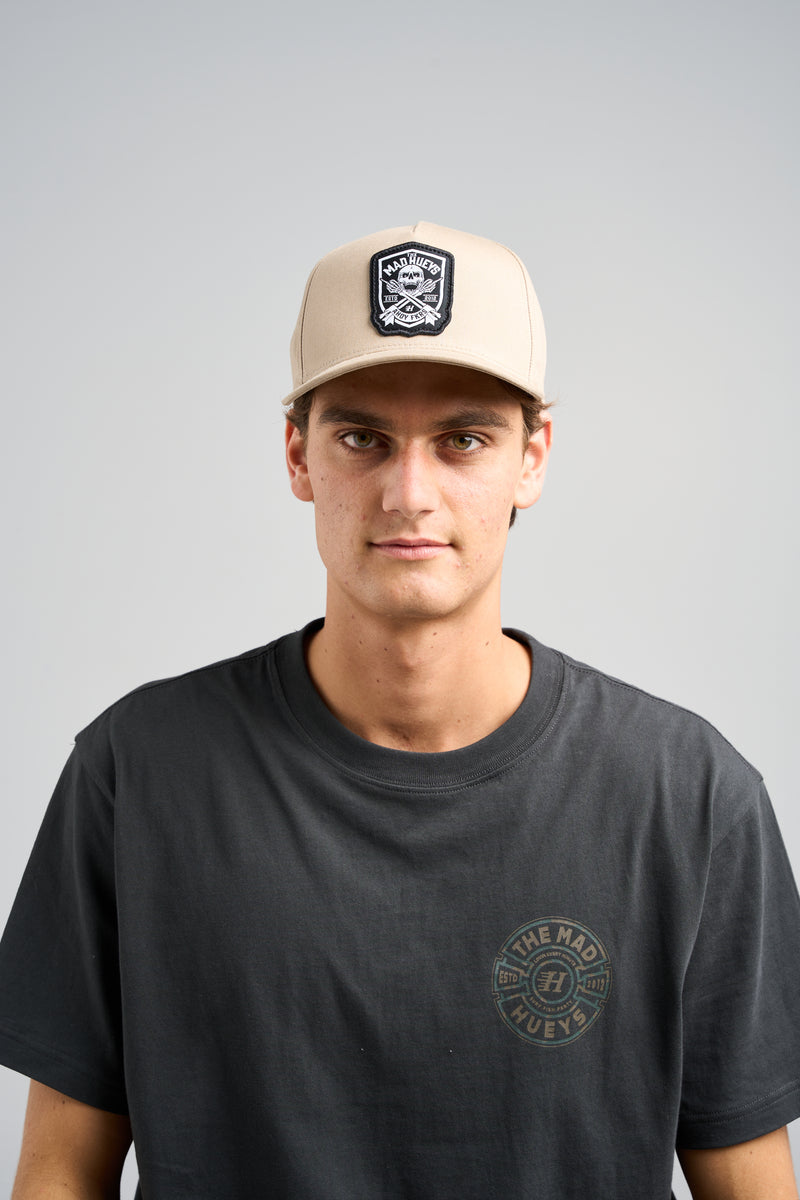 The Mad Hueys AHOY FKRS SHIELD | TWILL SNAPBACK