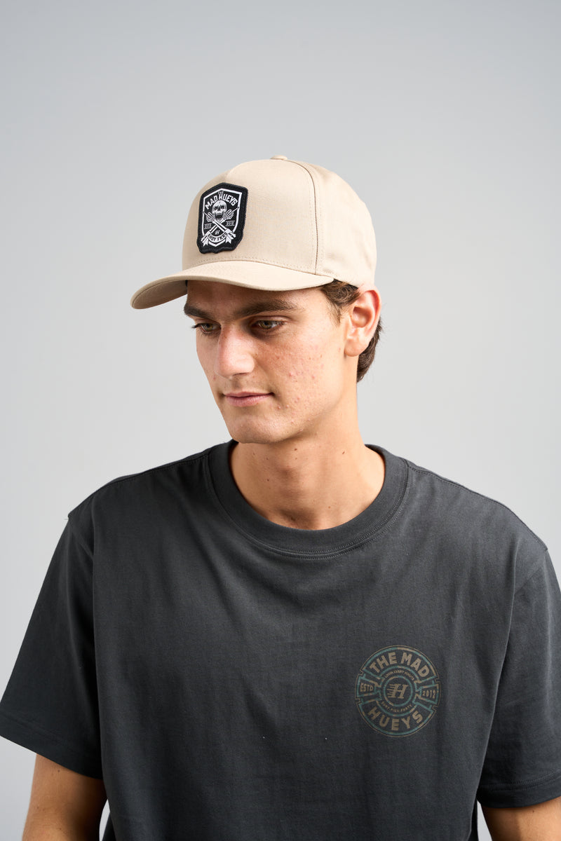 The Mad Hueys AHOY FKRS SHIELD | TWILL SNAPBACK