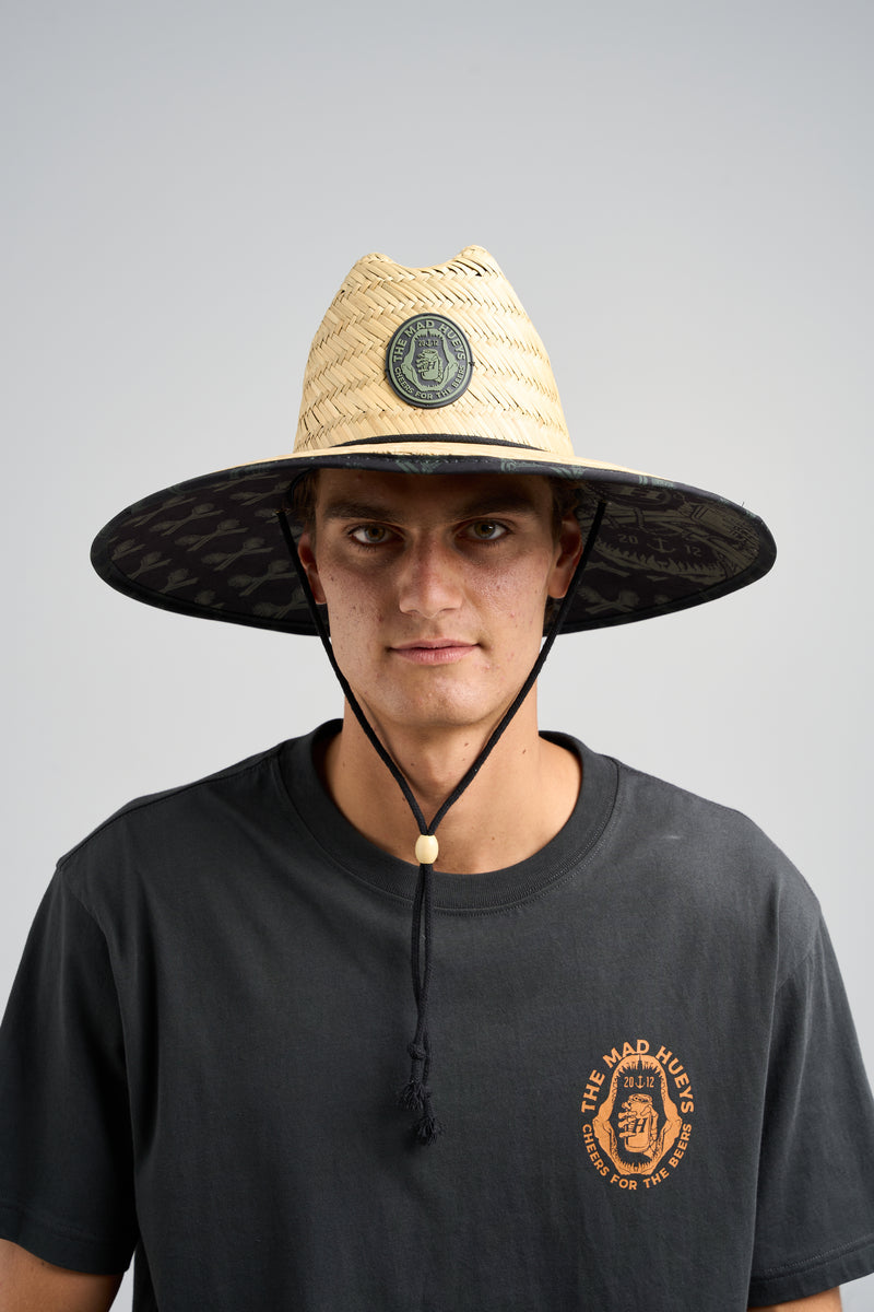 The Mad Hueys CHEERS AND BEERS | STRAW HAT