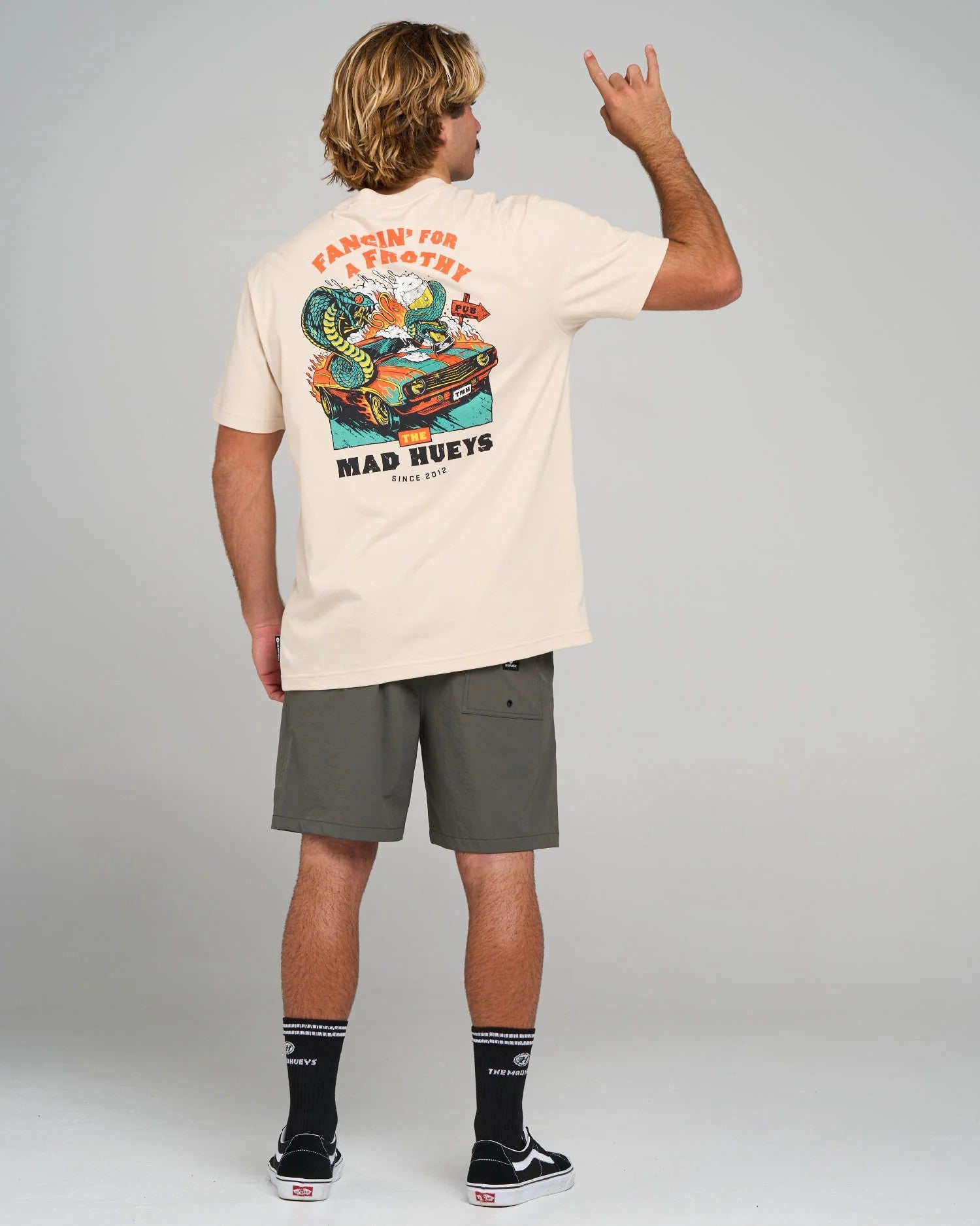 The Mad Hueys FROTHY FANGING | SS TEE