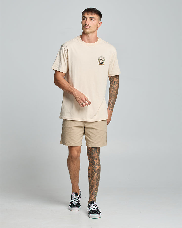 The Mad Hueys Shipwrecked Captain Tee